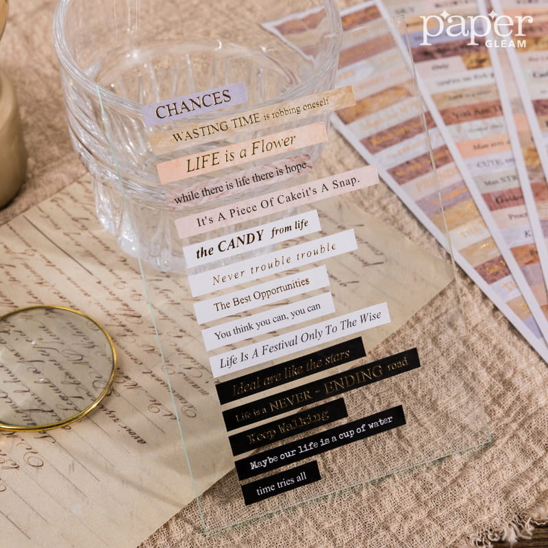 Pack de 4 feuilles d'autocollants « Entre les lignes » 